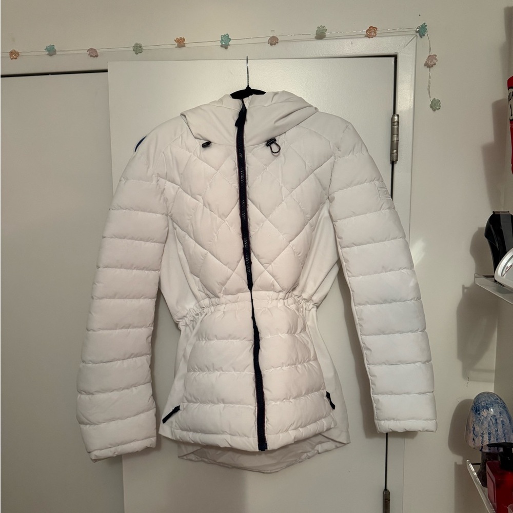 Tommy Hilfiger Women's White Puffer Jacket